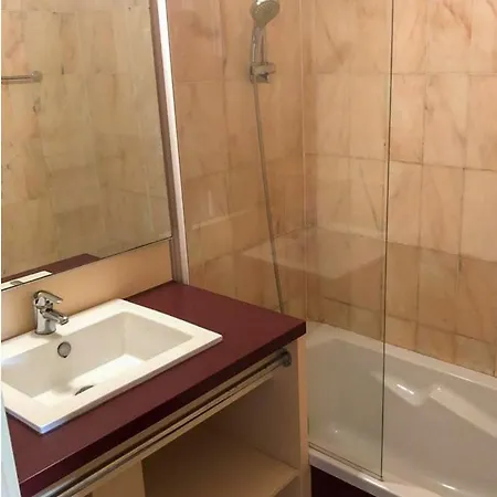 Charmante Maison Avec Piscine Hébergement de vacances